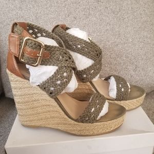 Steve Madden River espadrille sandals, size 9